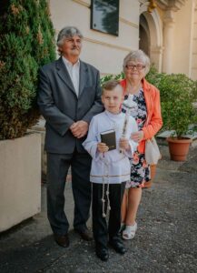 Komunia swieta plenerowa sesja rodzinna rybnik